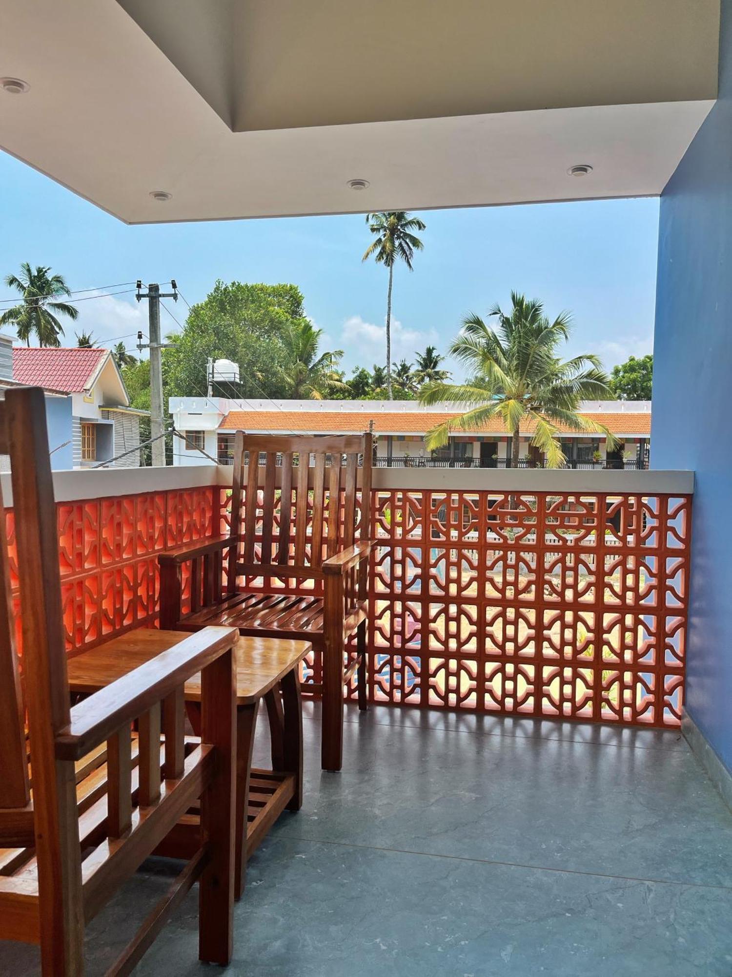 Bava Beach Resort & Retreat Center Varkala Esterno foto
