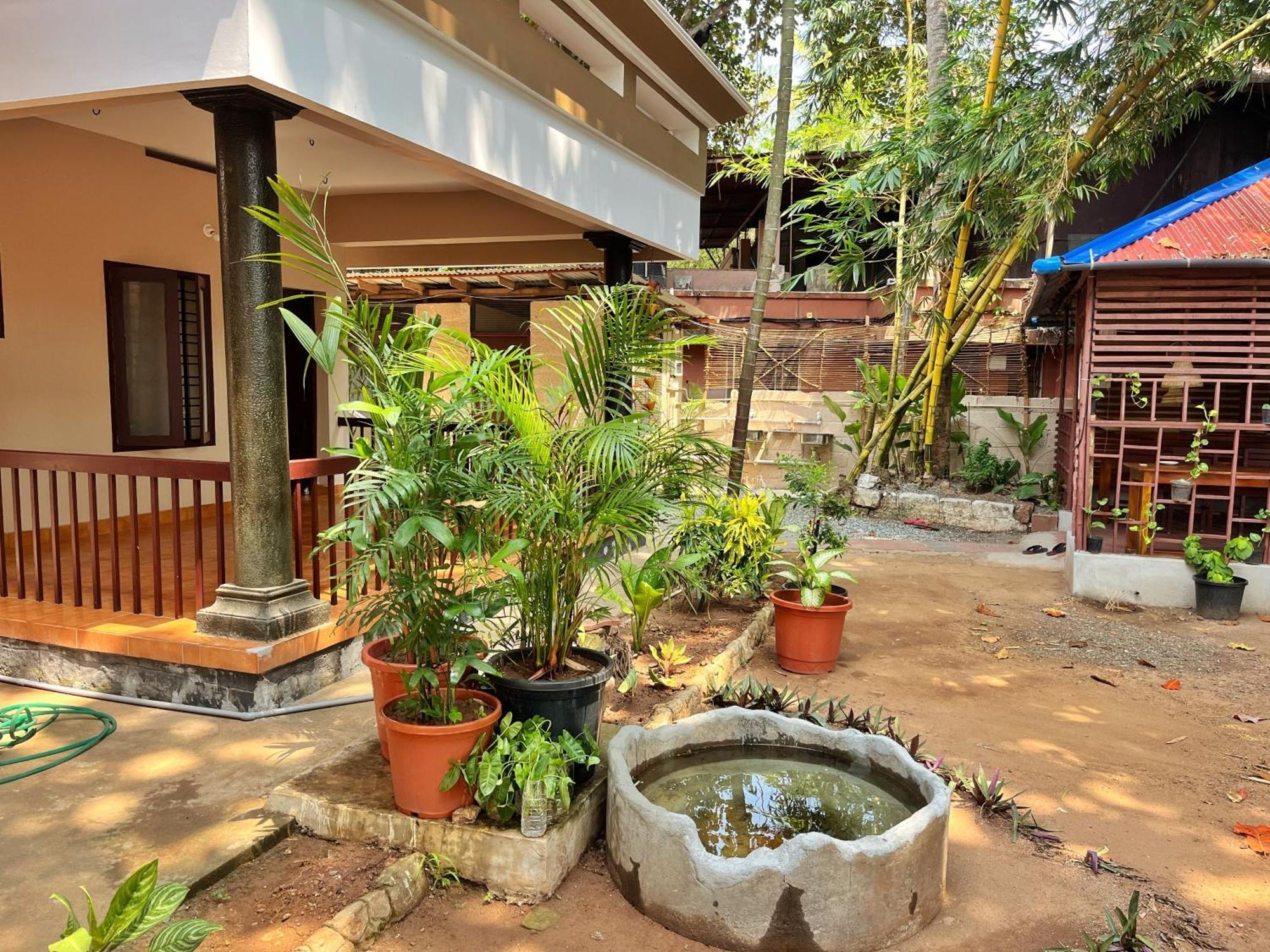 Bava Beach Resort & Retreat Center Varkala Esterno foto