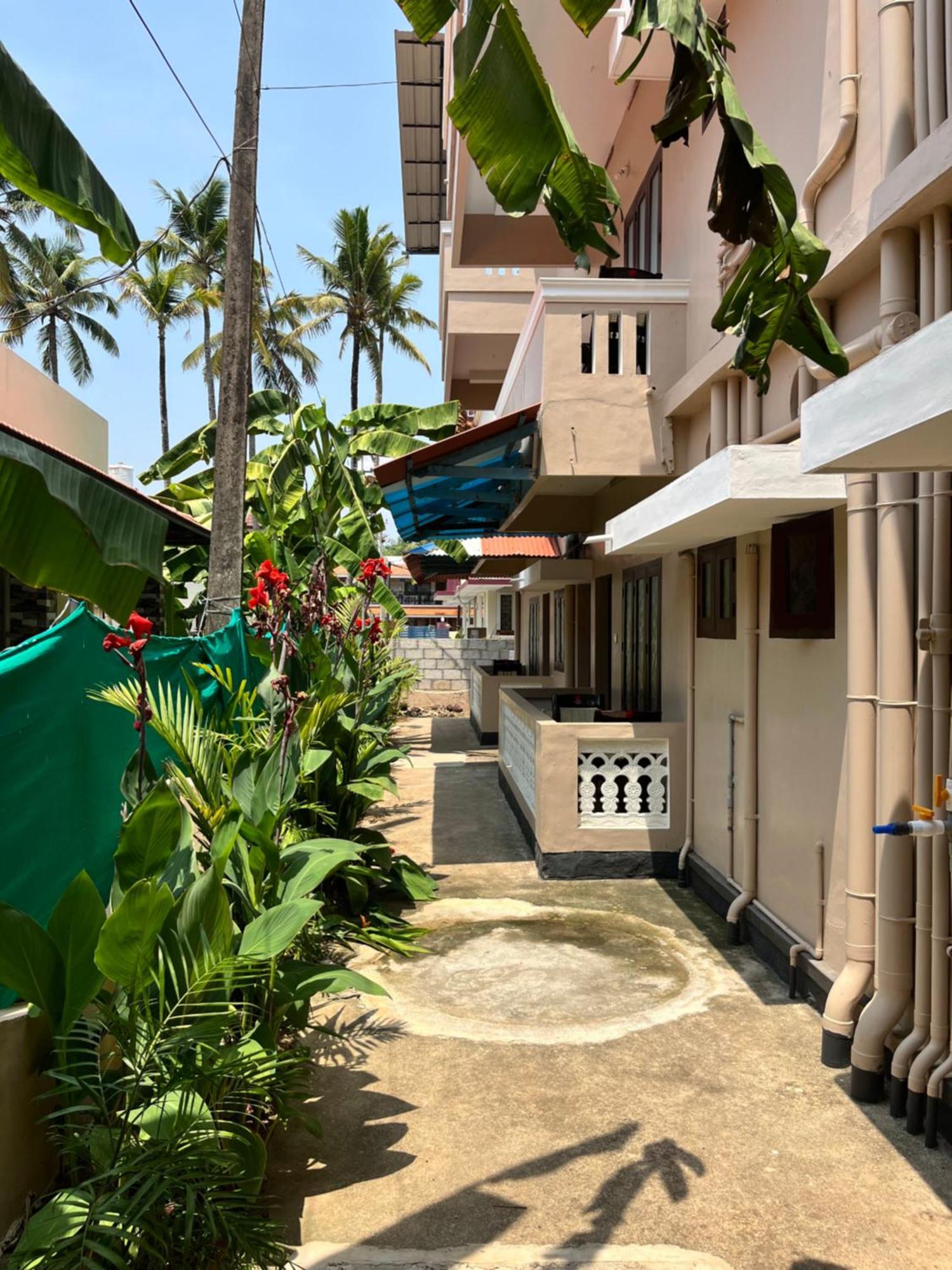 Bava Beach Resort & Retreat Center Varkala Esterno foto